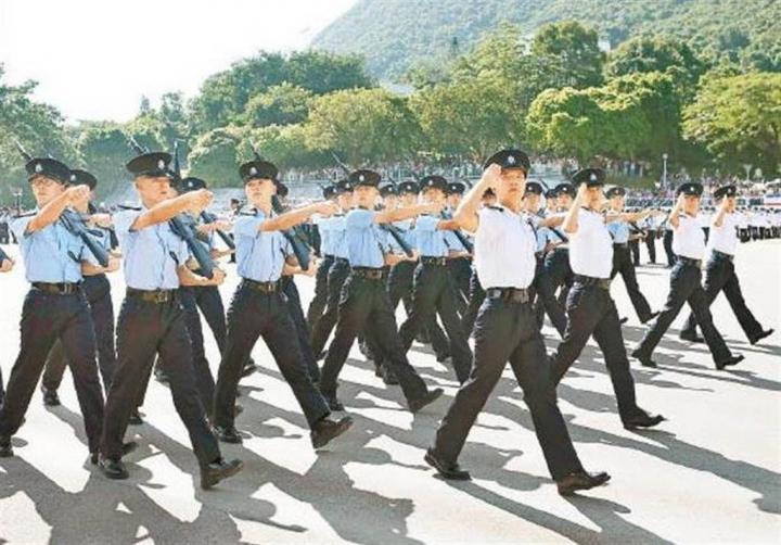 迈向未来，香港正版内部资料的强健释义与落实策略